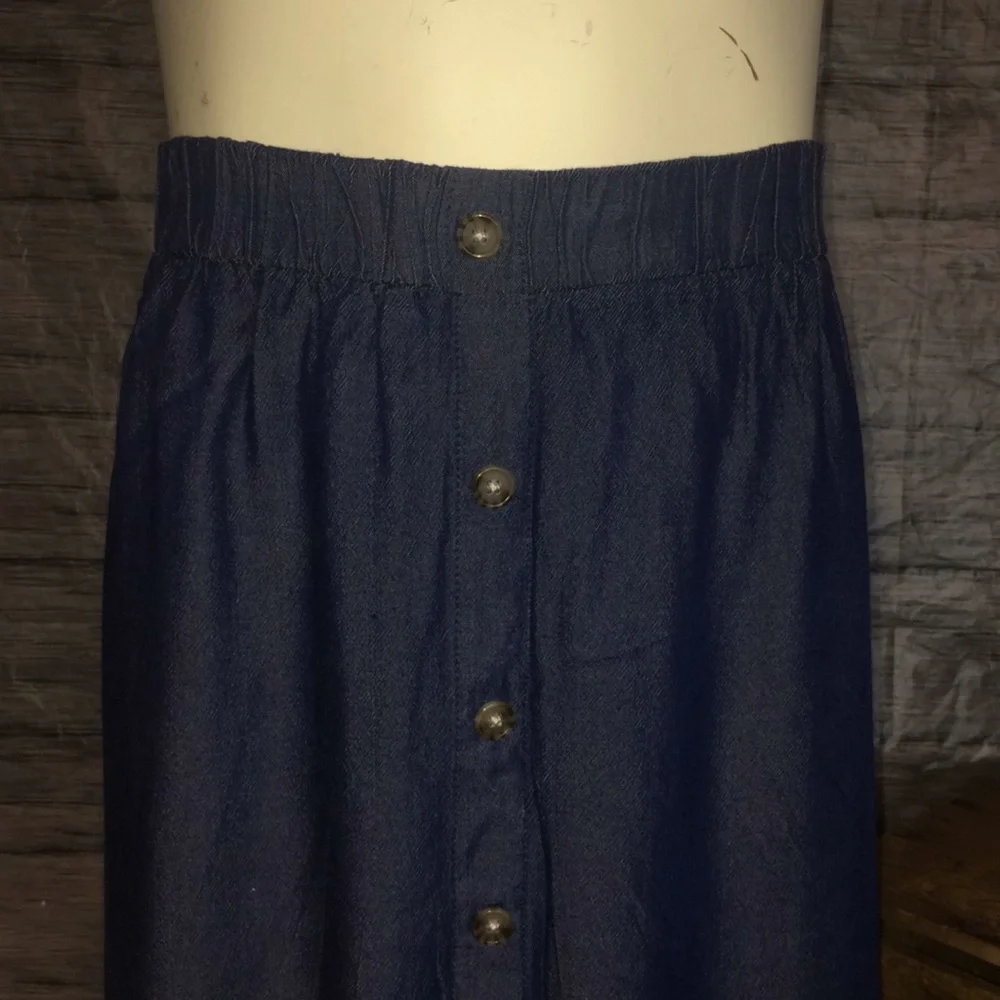 Faded Glory Soft Denim Skirt With Faux Buttons